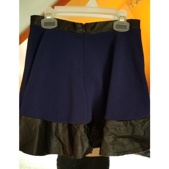 Pretty Little Liars Collection Skirt - Picture 2 of 5